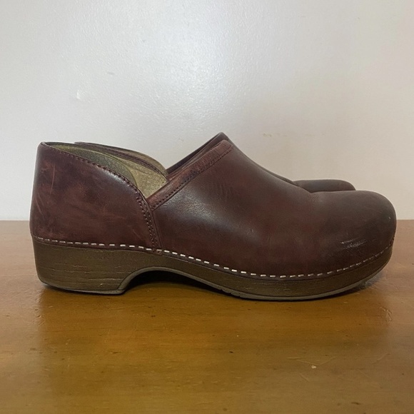 Dansko Shoes - Dansko Women’s 9 9.5 (40) Brenna Red Burgundy Leather Clog Slip On Professional
